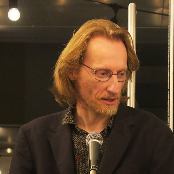 Festtale ved forfatter og kritiker Lars Bukdahl.